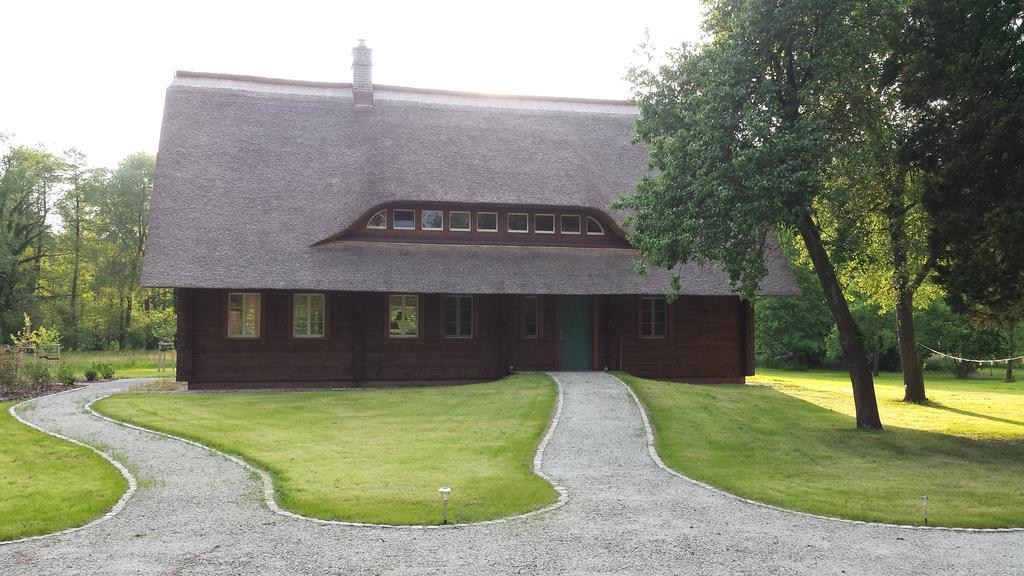 Exklusives Holzhaus Villa Burg  Bilik gambar