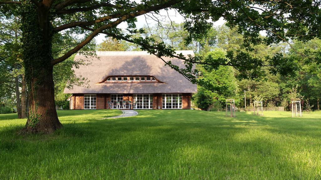 Exklusives Holzhaus Villa Burg  Bilik gambar